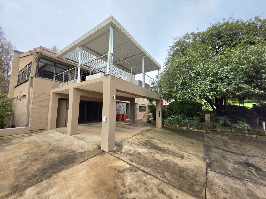 4 Bedroom Property for Sale in Eureka Free State